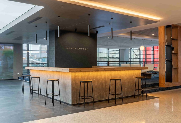 Hướng dẫn trải nghiệm showroom Mazda Flagship