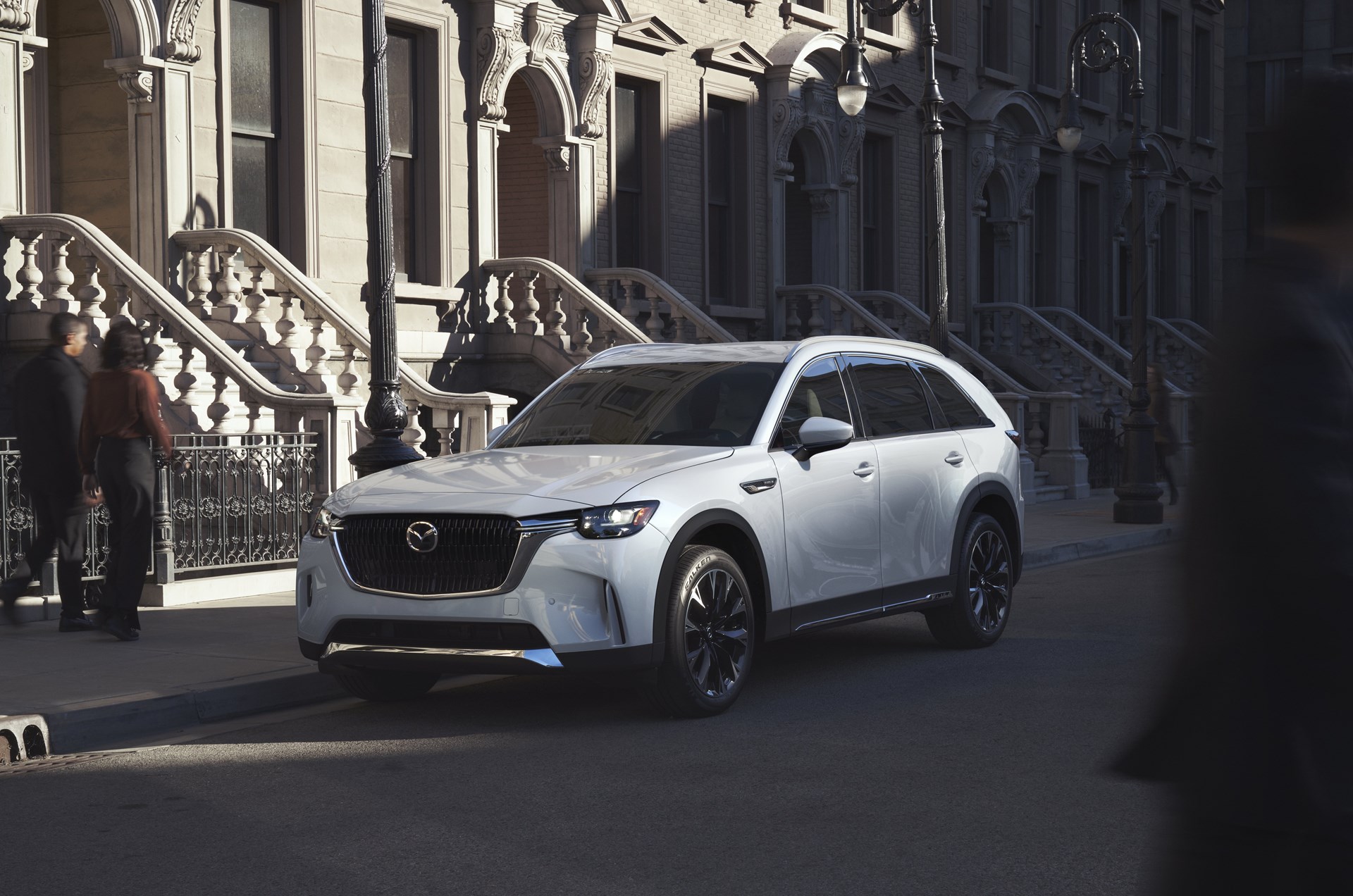 Mazda CX-90 gallery 1