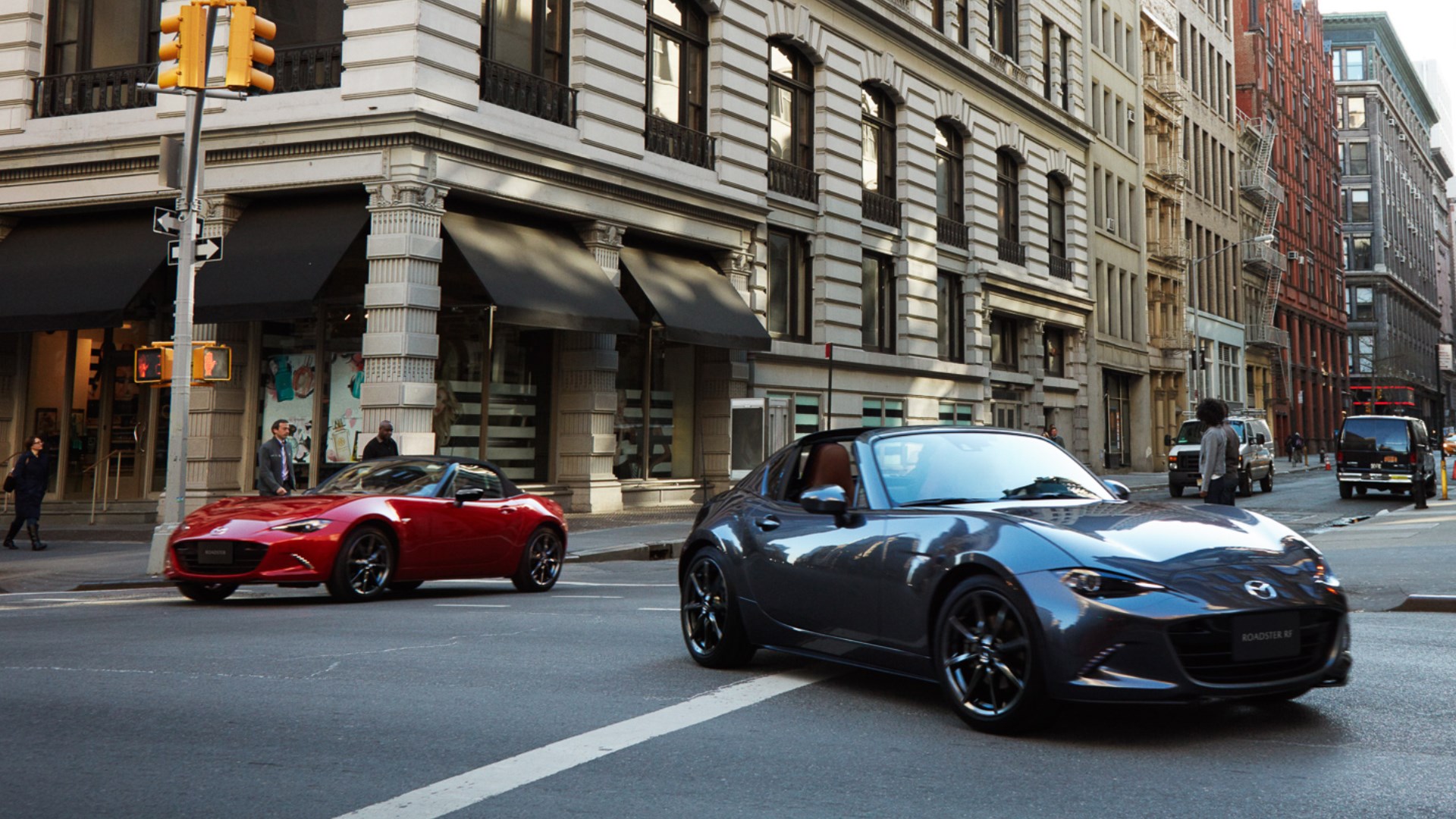Mazda MX-5 gallery 2